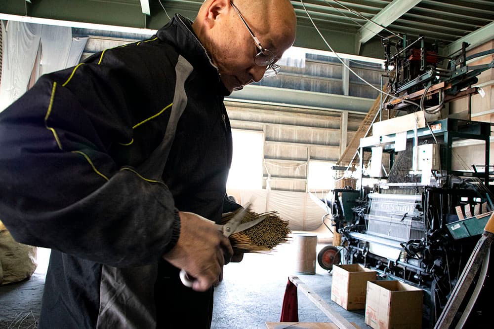 い草ラグ生産者 吉武照生さんが語る、ものづくりの魅力