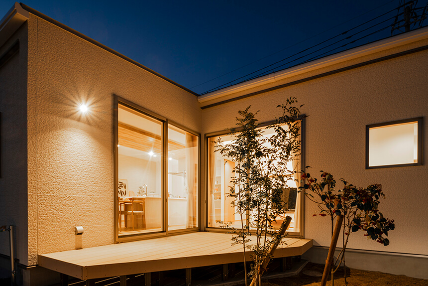 無垢床×い草で最高にリラックスできる主寝室